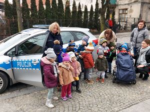 policjantki na spotkaniu z przedszkolakami