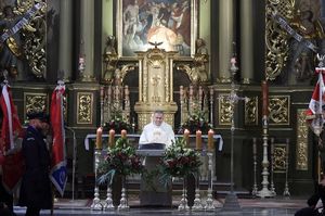 Obchody narodowego Święta Niepodległości  - msza święta w Bazylice Mniejszej.