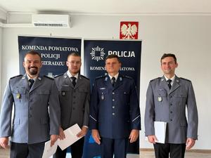 Uroczysta zbiorka z okazji obchodów Święta Policji w sieradzkiej komendzie.