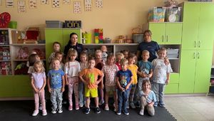 Spotkanie policjantek z przedszkolakami.